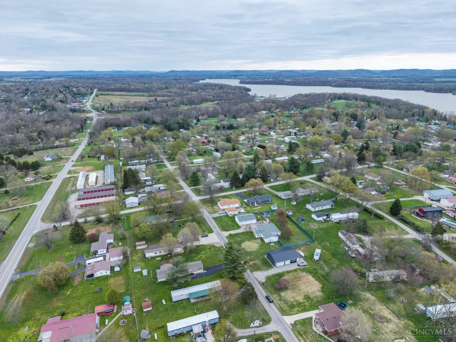6651 Wizard Of Oz Way, Paint Twp, Ohio image 42