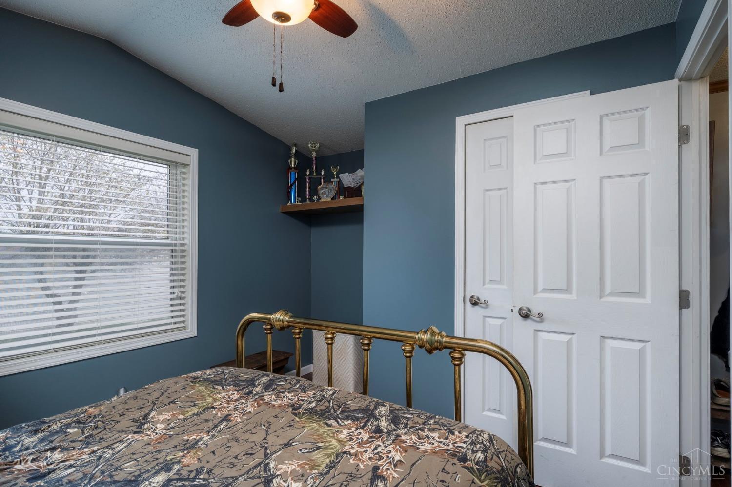 6651 Wizard Of Oz Way, Paint Twp, Ohio image 22