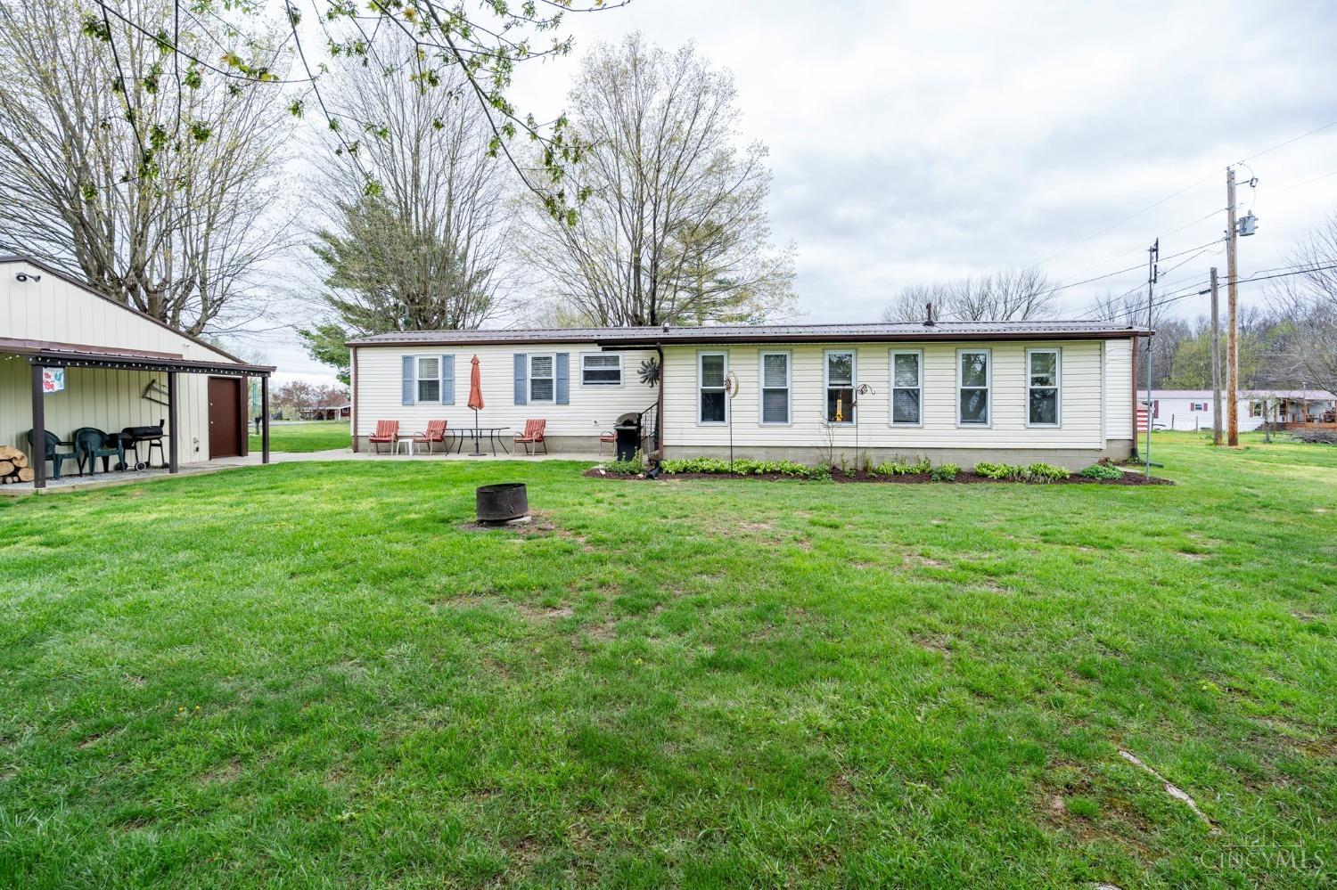6651 Wizard Of Oz Way, Paint Twp, Ohio image 1