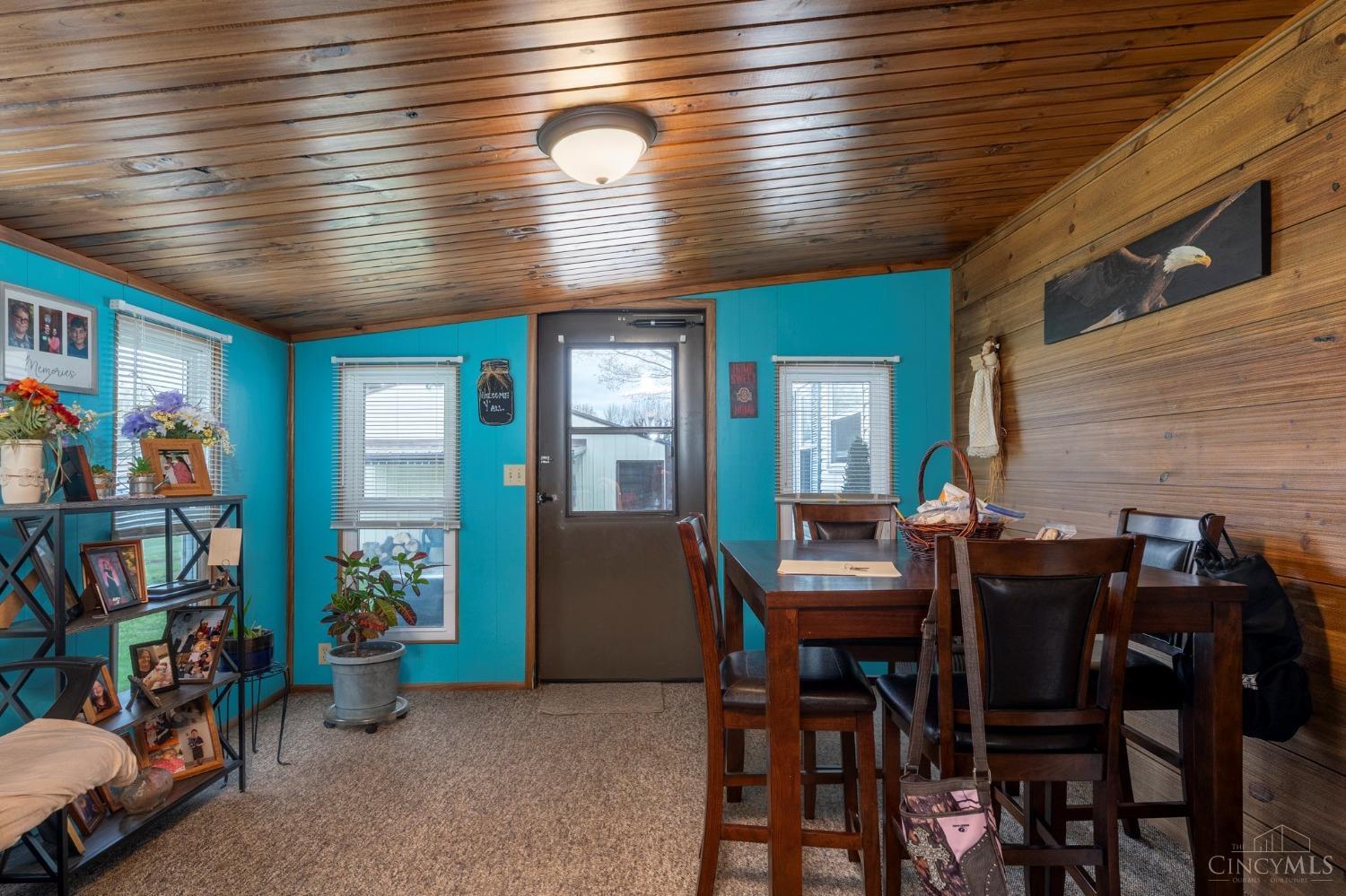 6651 Wizard Of Oz Way, Paint Twp, Ohio image 6