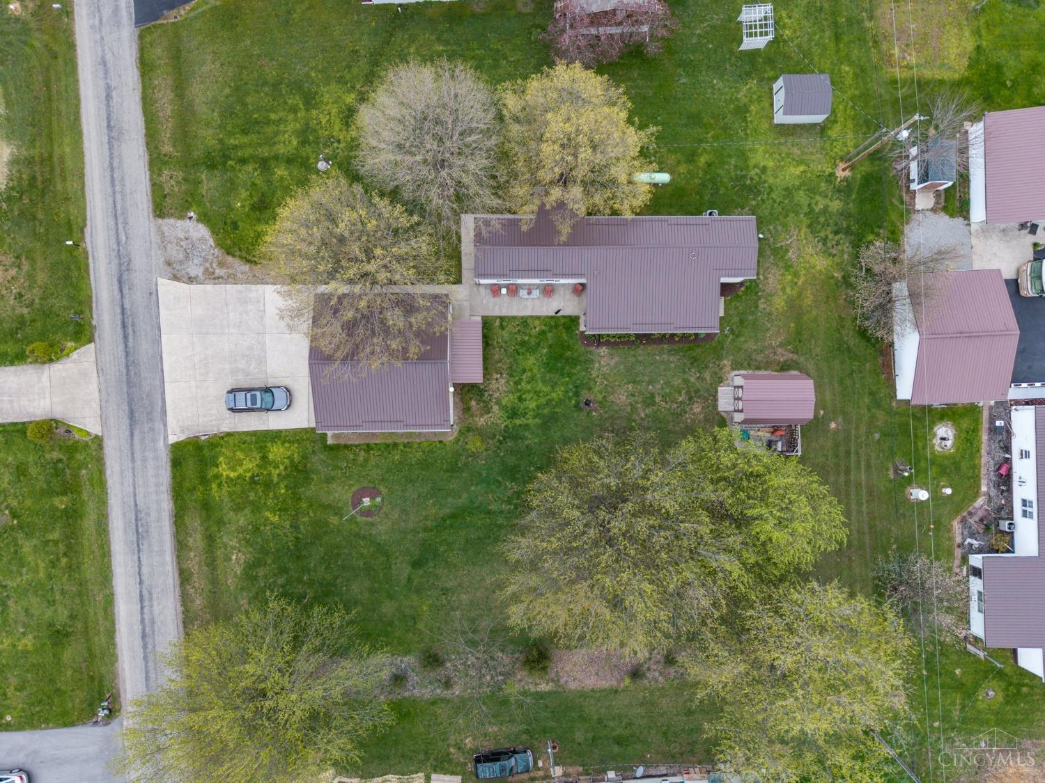 6651 Wizard Of Oz Way, Paint Twp, Ohio image 34