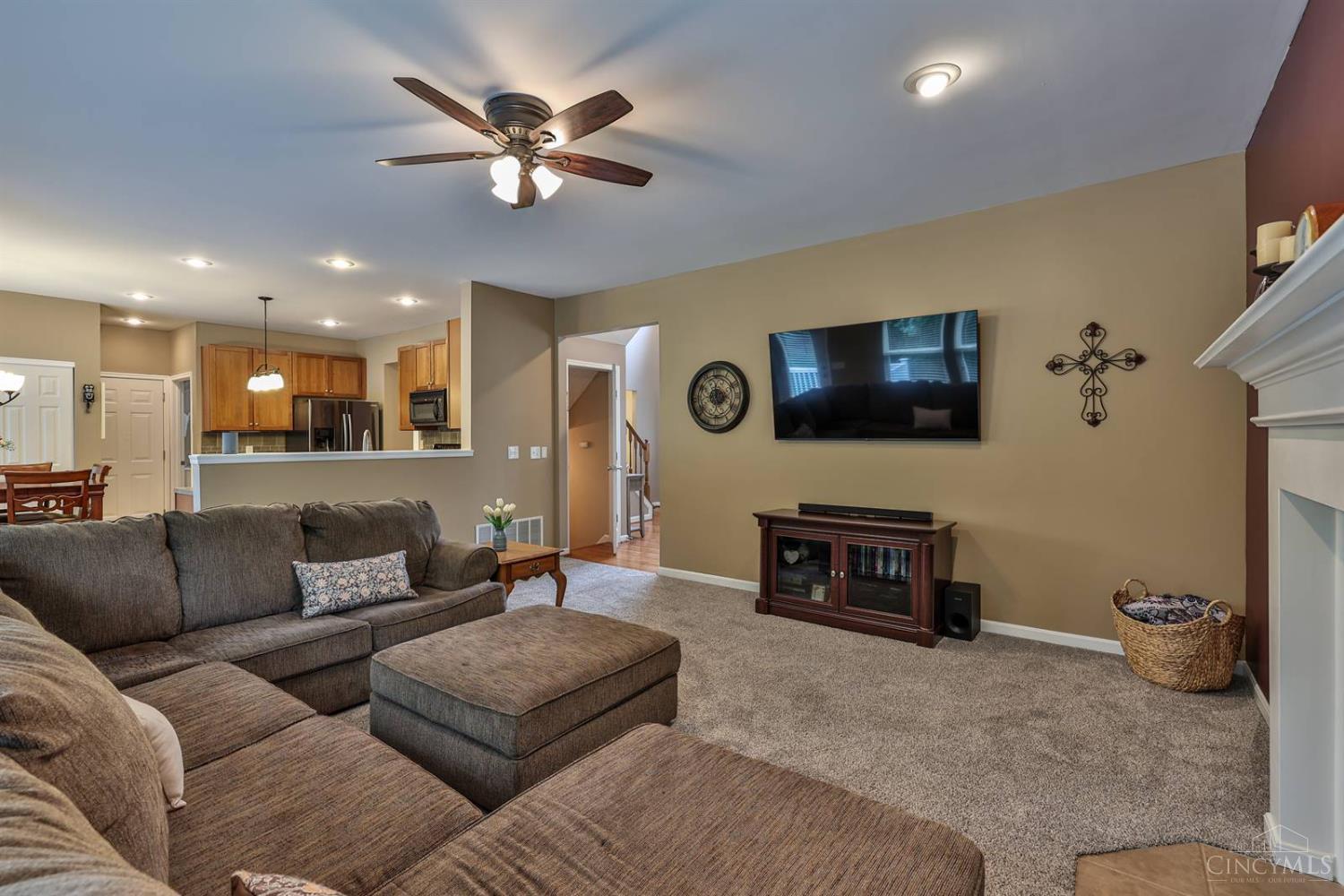 587 Laurelwood Drive, Cleves, Ohio image 10