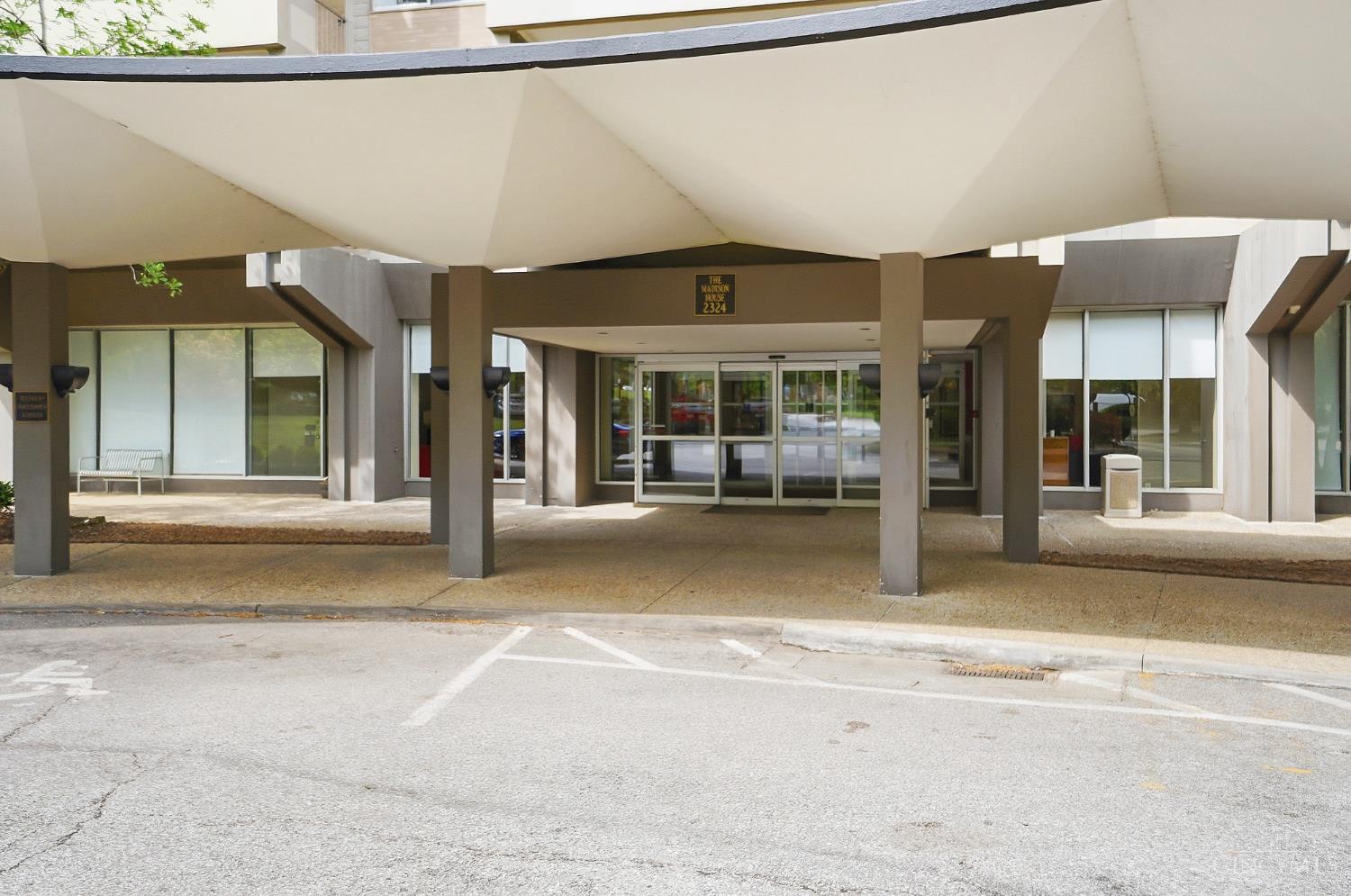 2324 Madison Road 1502