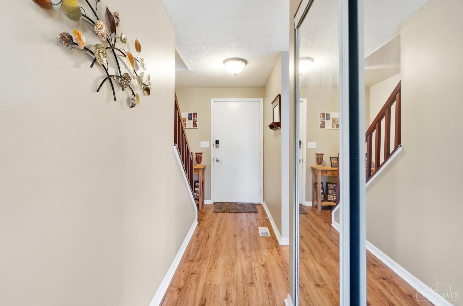 16 Overlook Court