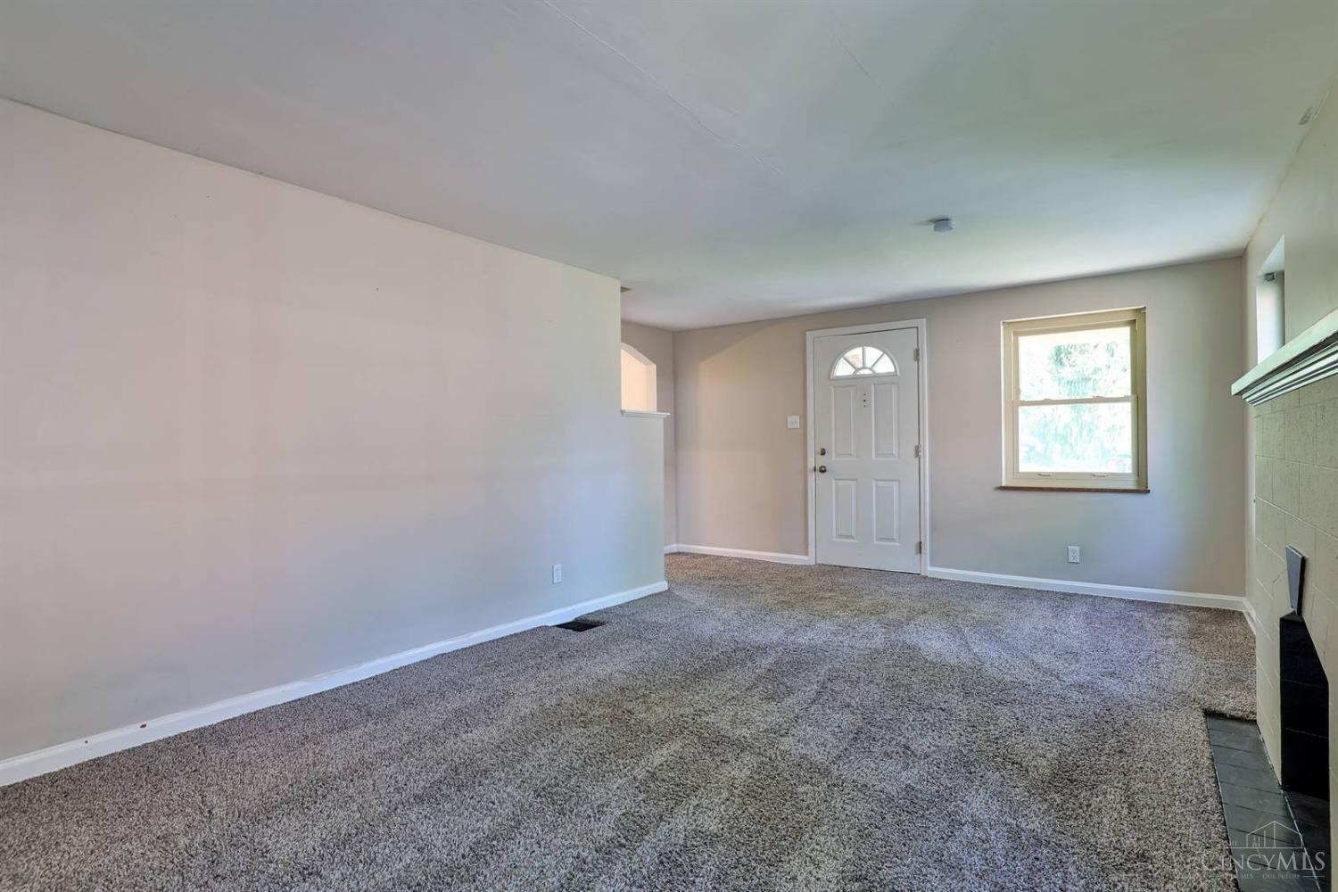 2352 Clover Crest Drive, Colerain Twp, Ohio image 6