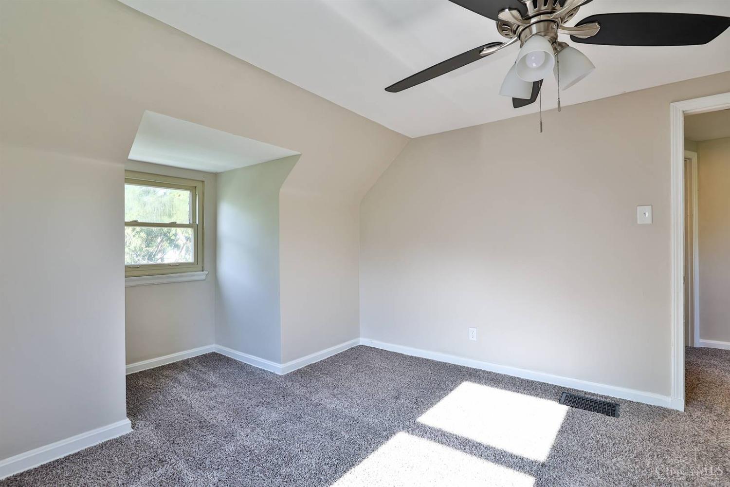 2352 Clover Crest Drive, Colerain Twp, Ohio image 16