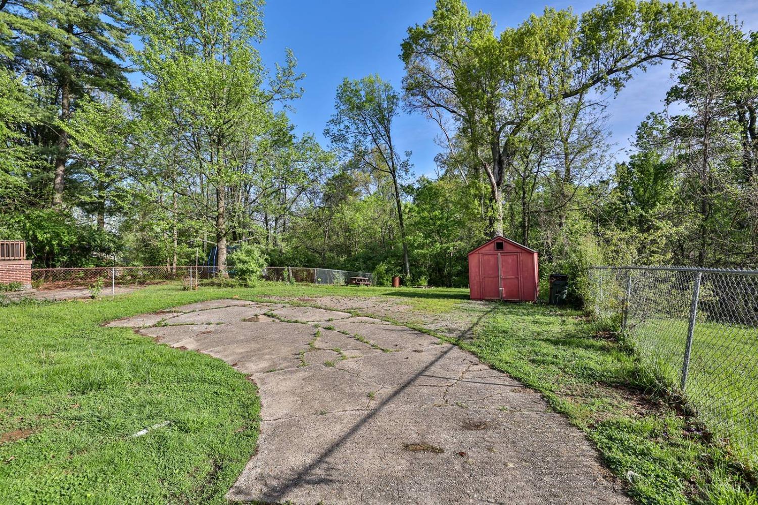 2352 Clover Crest Drive, Colerain Twp, Ohio image 31