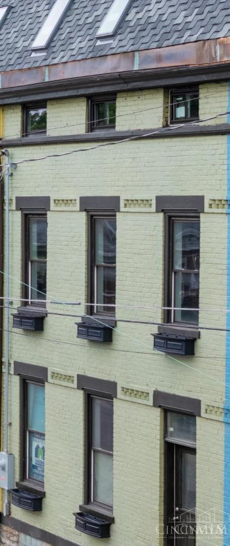 Condo For Sale - 4251 Chambers Street<br/> Cincinnati, OH 45223