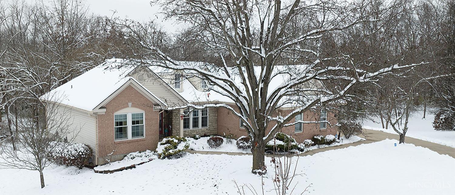 690 Kensington Court