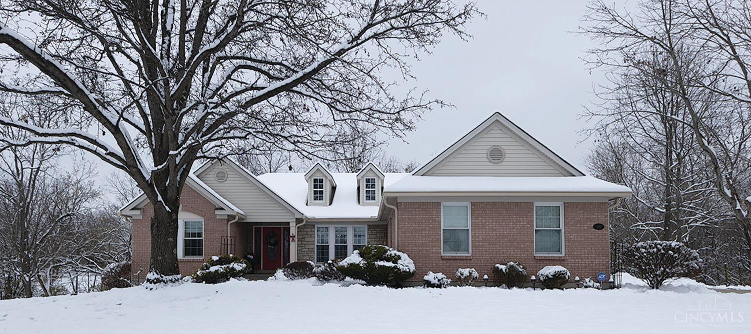 690 Kensington Court