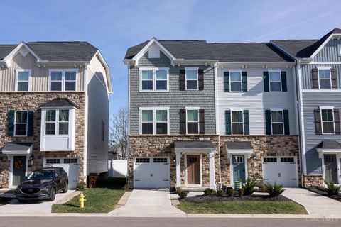 Photo of 34 Wentworth Lane, Deer Park, OH 45236 (MLS # 1871304)