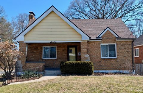 Photo of 6656 Plainfield Road, Silverton, OH 45236 (MLS # 1870128)