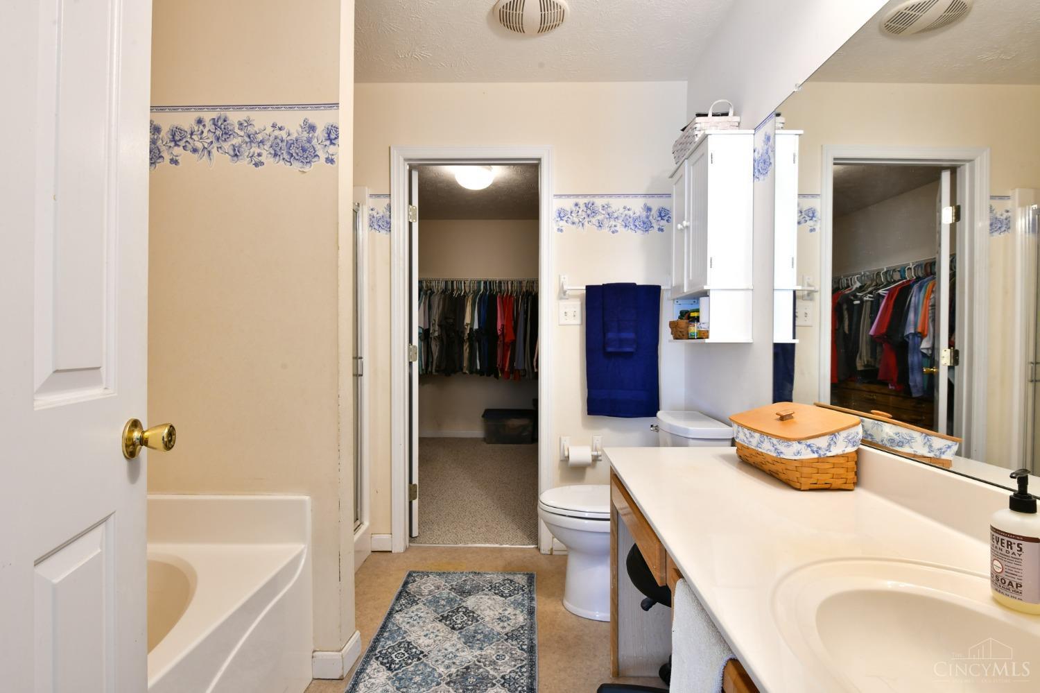 Middletown, Ohio 45042, United States, 3 Bedrooms Bedrooms, ,3 BathroomsBathrooms,Residential,Pending,25685