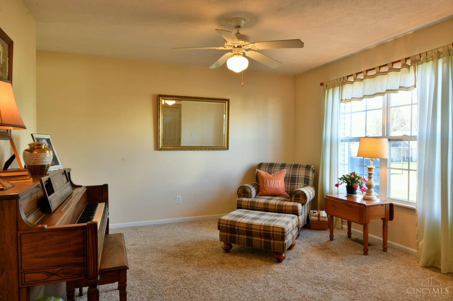 Middletown, Ohio 45042, United States, 3 Bedrooms Bedrooms, ,3 BathroomsBathrooms,Residential,Pending,25685