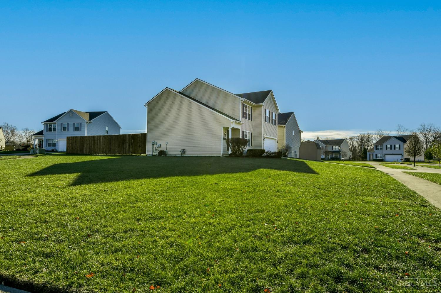 Middletown, Ohio 45042, United States, 3 Bedrooms Bedrooms, ,3 BathroomsBathrooms,Residential,Pending,25685