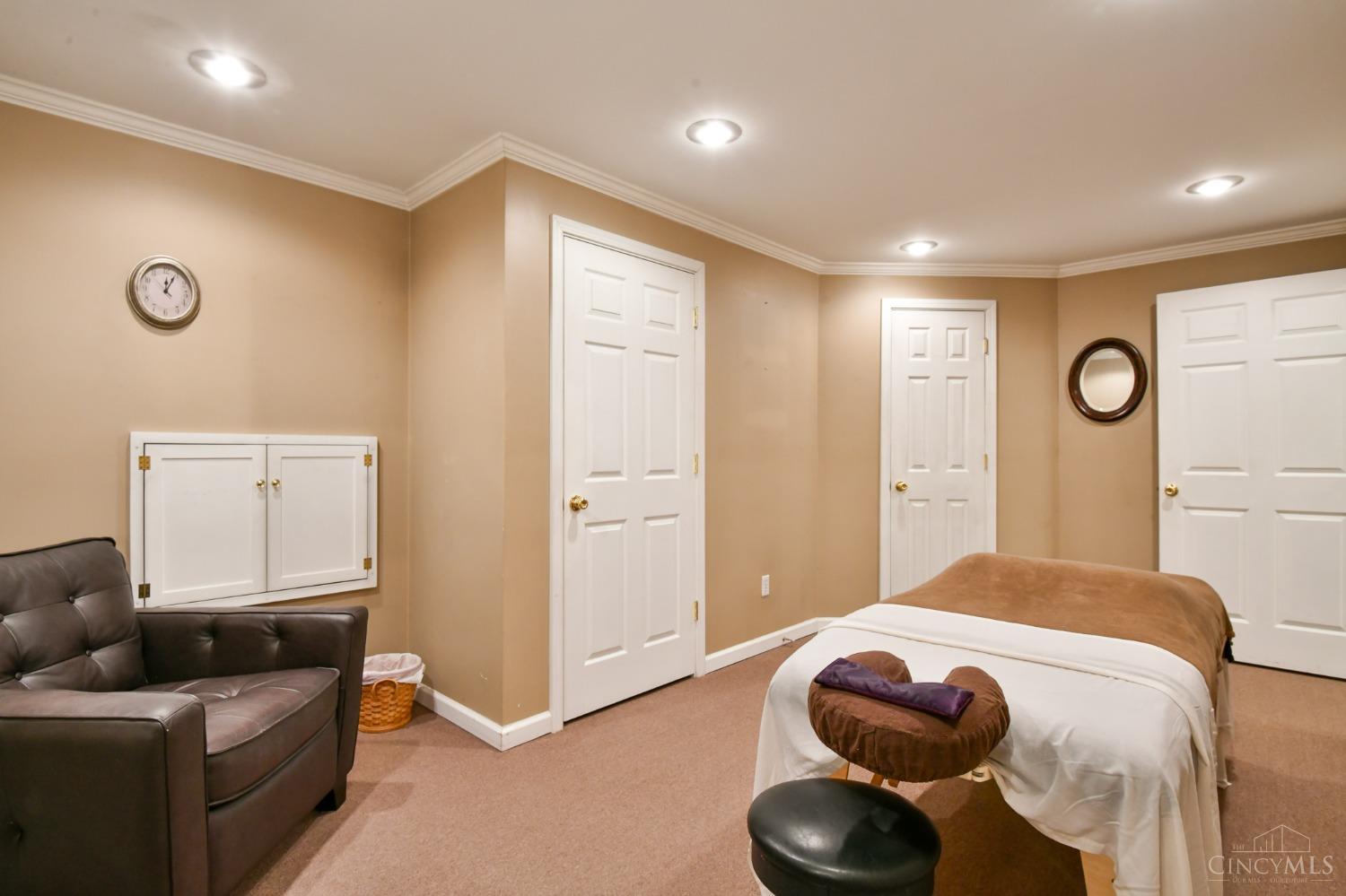 Middletown, Ohio 45042, United States, 3 Bedrooms Bedrooms, ,3 BathroomsBathrooms,Residential,Pending,25685