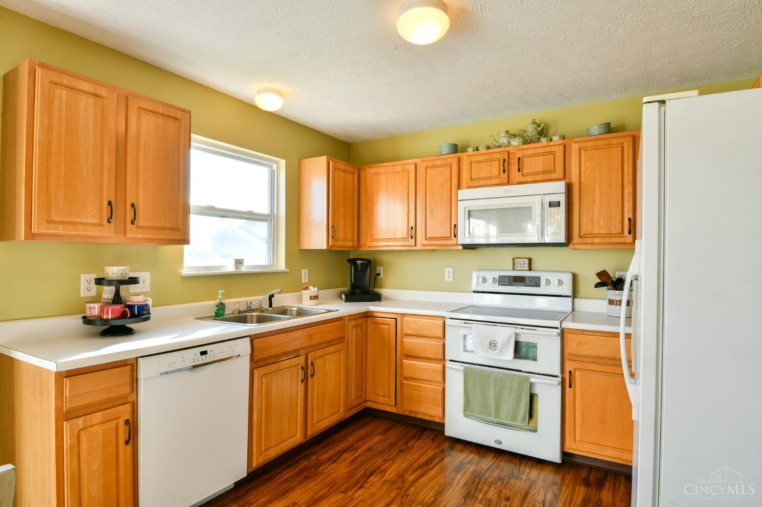 Middletown, Ohio 45042, United States, 3 Bedrooms Bedrooms, ,3 BathroomsBathrooms,Residential,Pending,25685