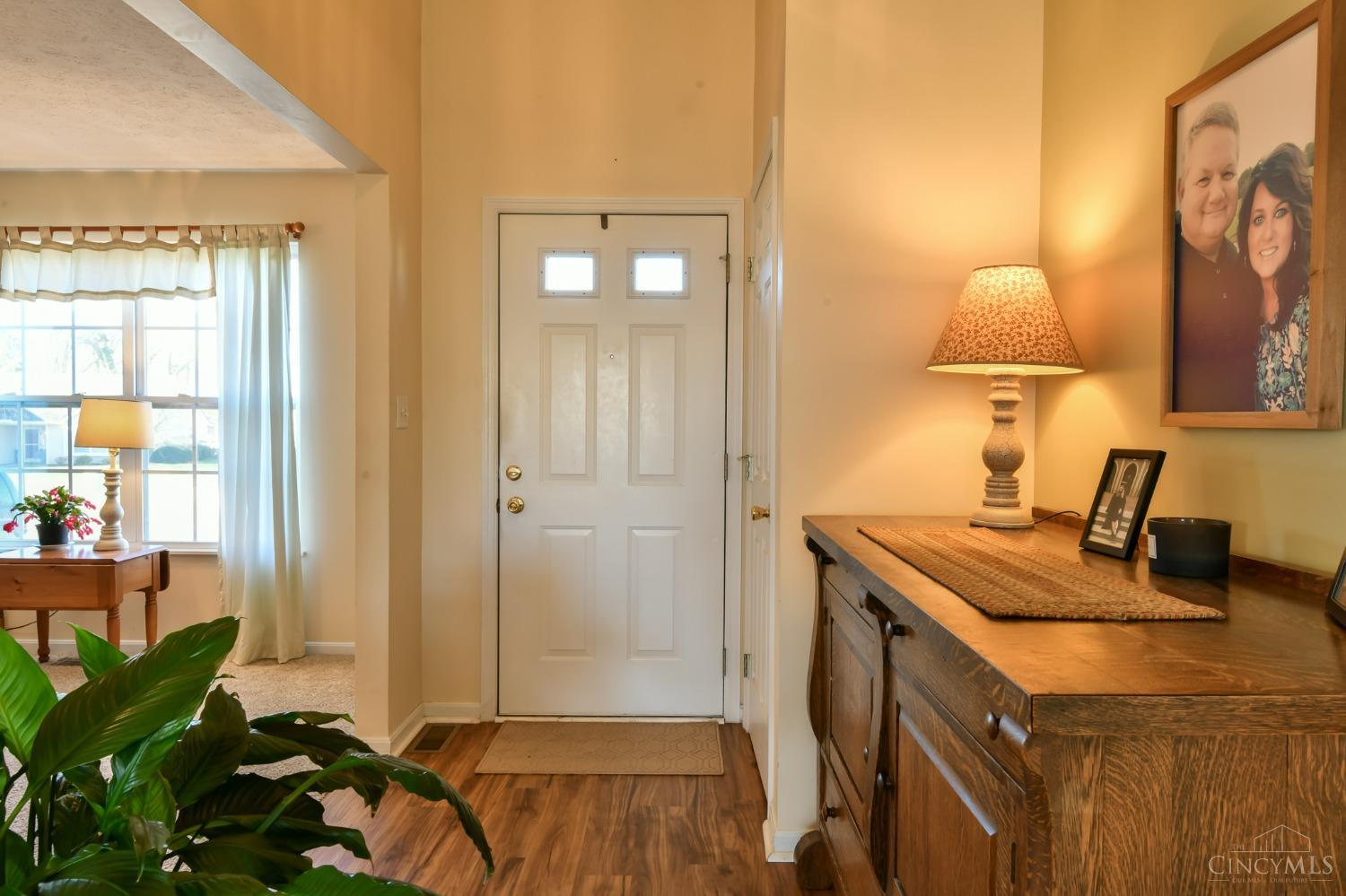 Middletown, Ohio 45042, United States, 3 Bedrooms Bedrooms, ,3 BathroomsBathrooms,Residential,Pending,25685