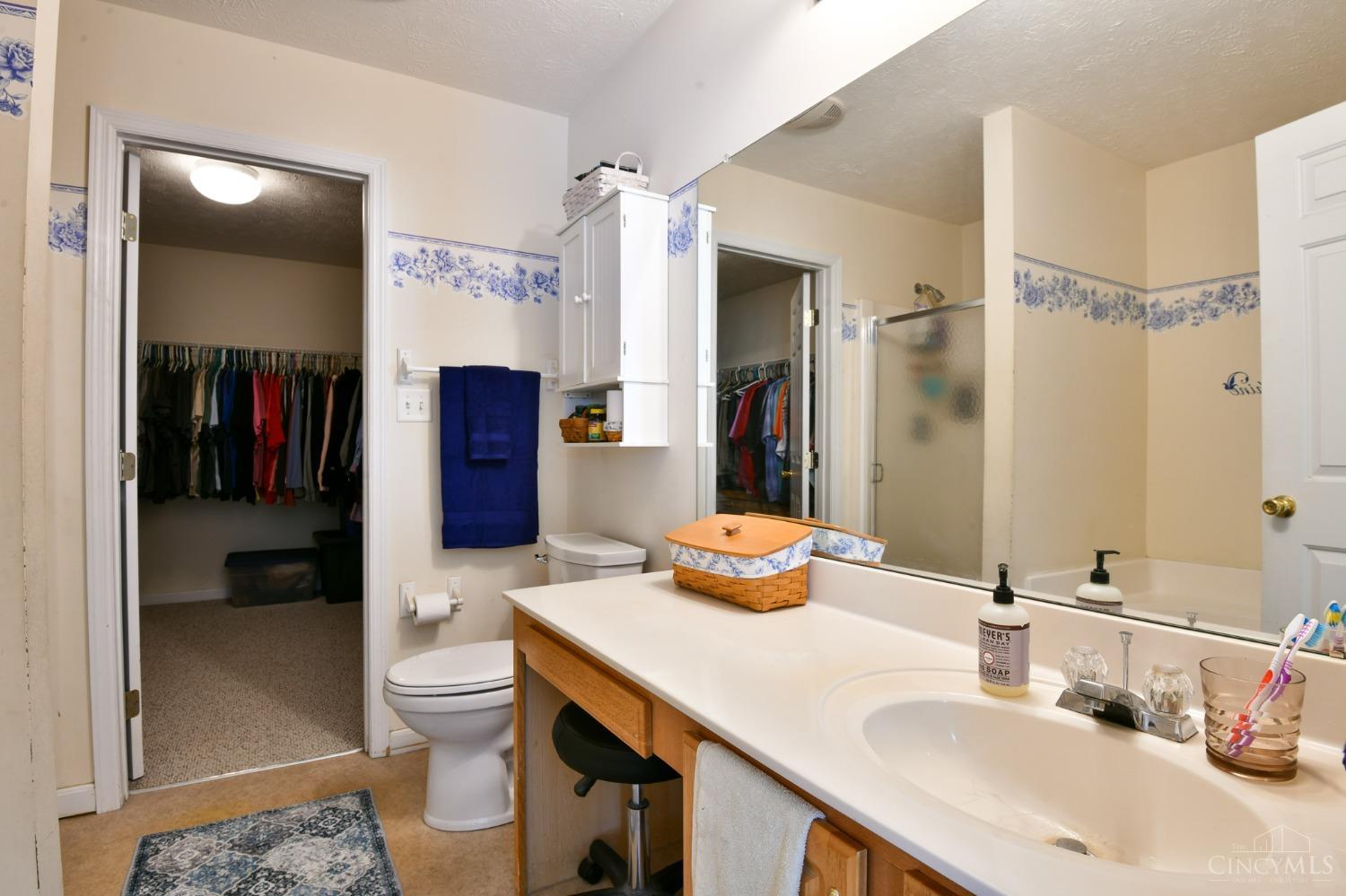 Middletown, Ohio 45042, United States, 3 Bedrooms Bedrooms, ,3 BathroomsBathrooms,Residential,Pending,25685