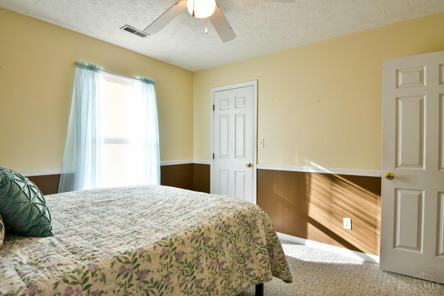 Middletown, Ohio 45042, United States, 3 Bedrooms Bedrooms, ,3 BathroomsBathrooms,Residential,Pending,25685