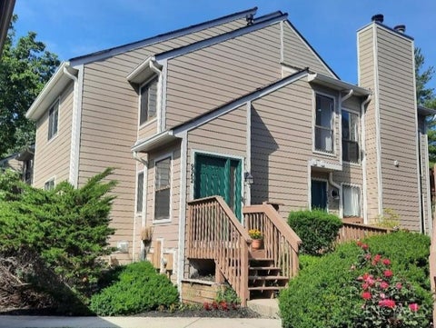 Condo For Sale - 9362 Hunters Creek Drive<br/> Blue Ash, OH 45242
