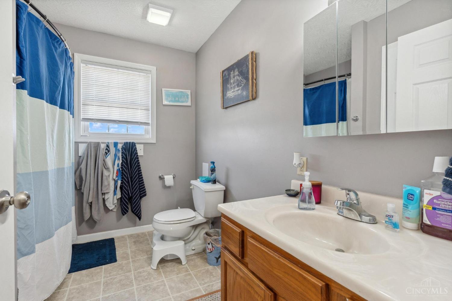 427 Limerick Drive, Lynchburg, Ohio image 35