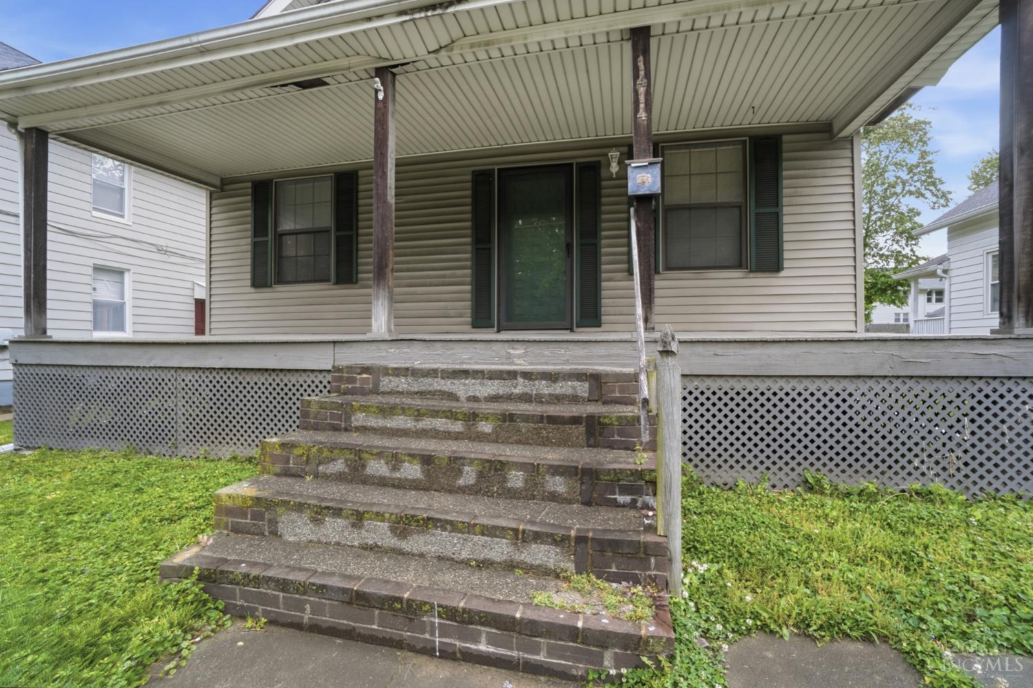 1414 Beacon Road