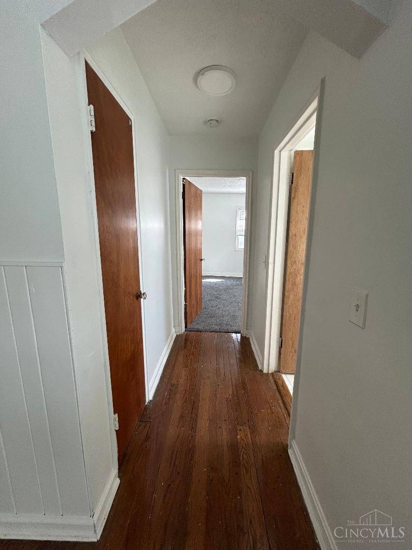 4431 Ridgeview Avenue