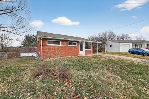 Photo of 2195 Woodmere Court, Green Township, OH 45238 (MLS # 1864839)