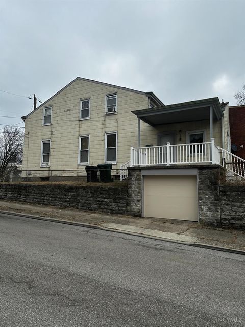 Photo of 1787 Townsend Street, Cincinnati, OH 45223 (MLS # 1865386)