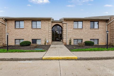 3963 School Section Road 32 Green Twp OH 45211