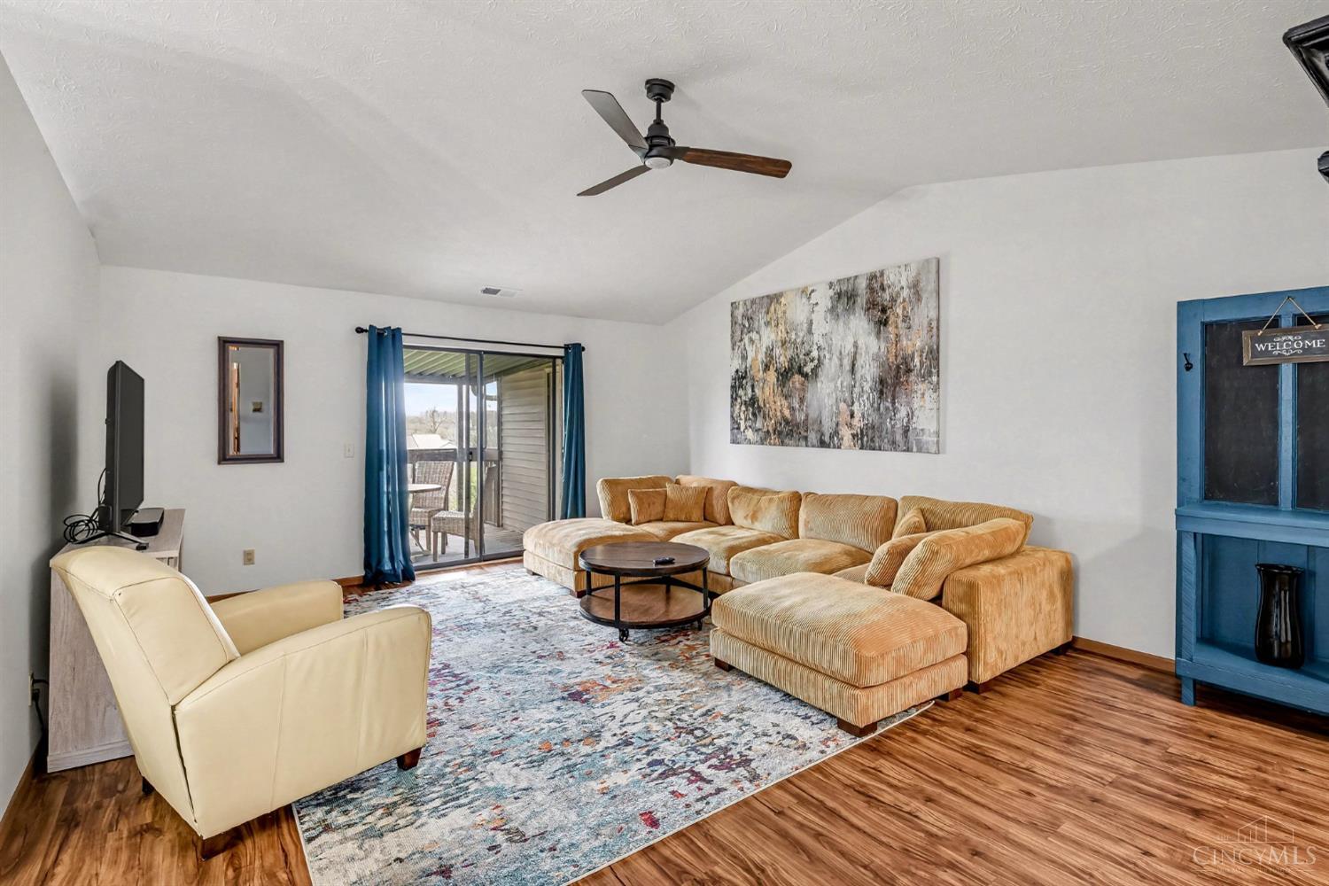 3963 School Section Road 32