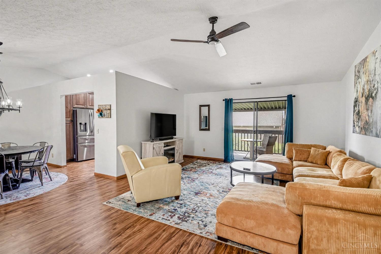 3963 School Section Road 32