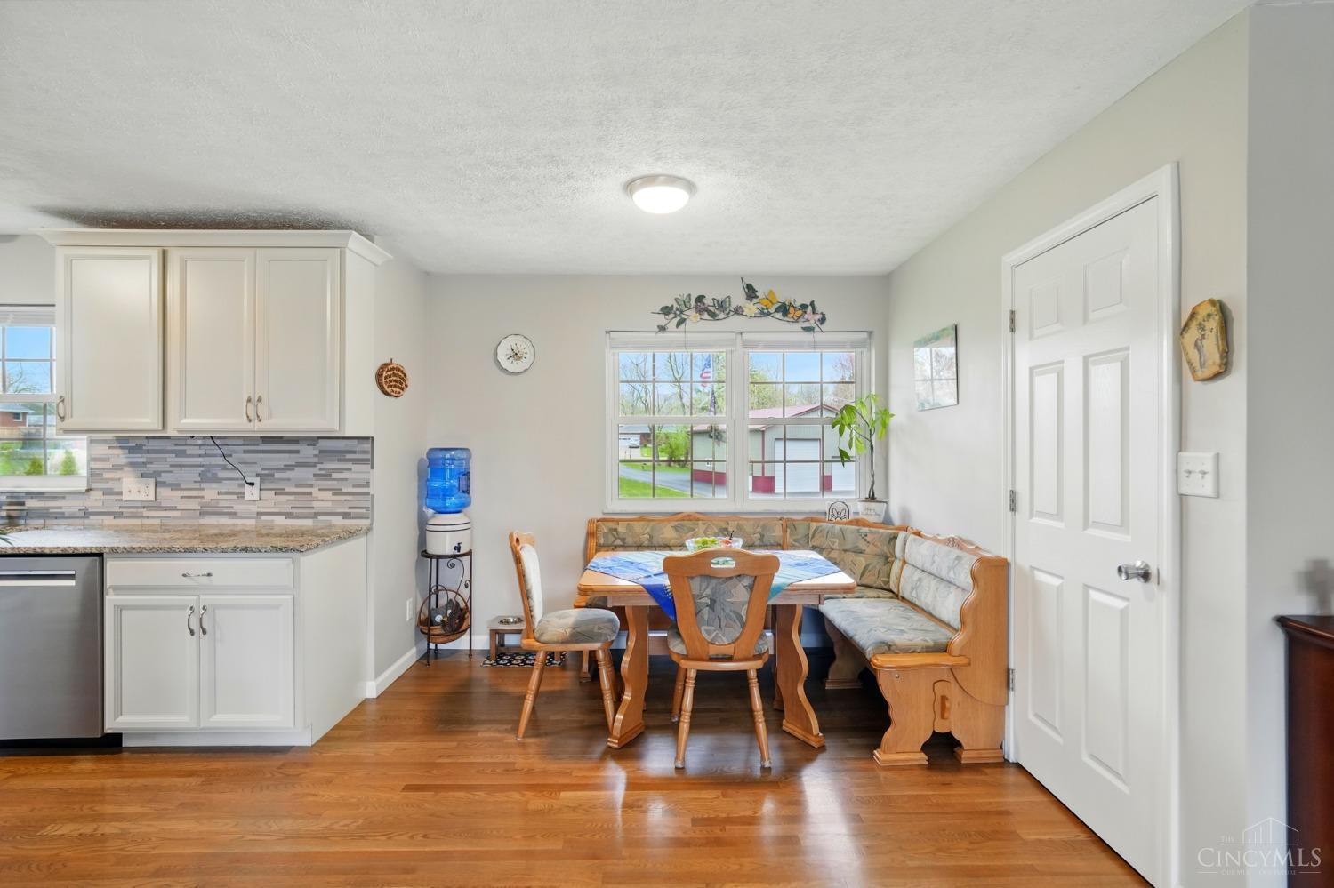 5069 Pinecrest Drive, Salem, Ohio image 8