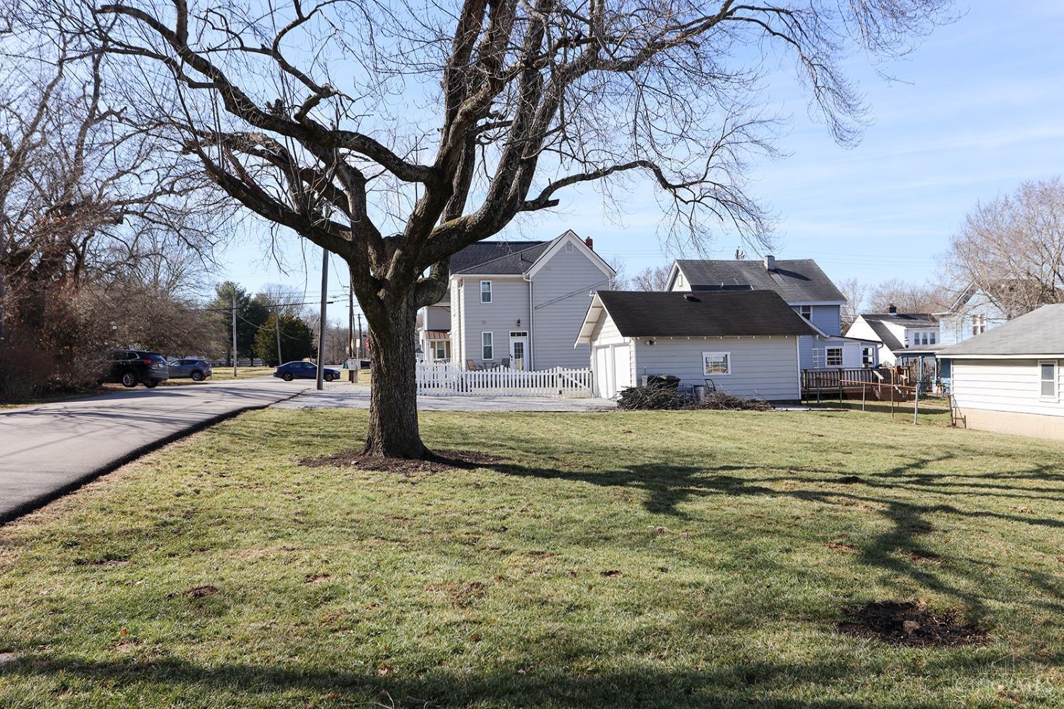 384 Bridge Street, Miami Twp, Ohio image 40
