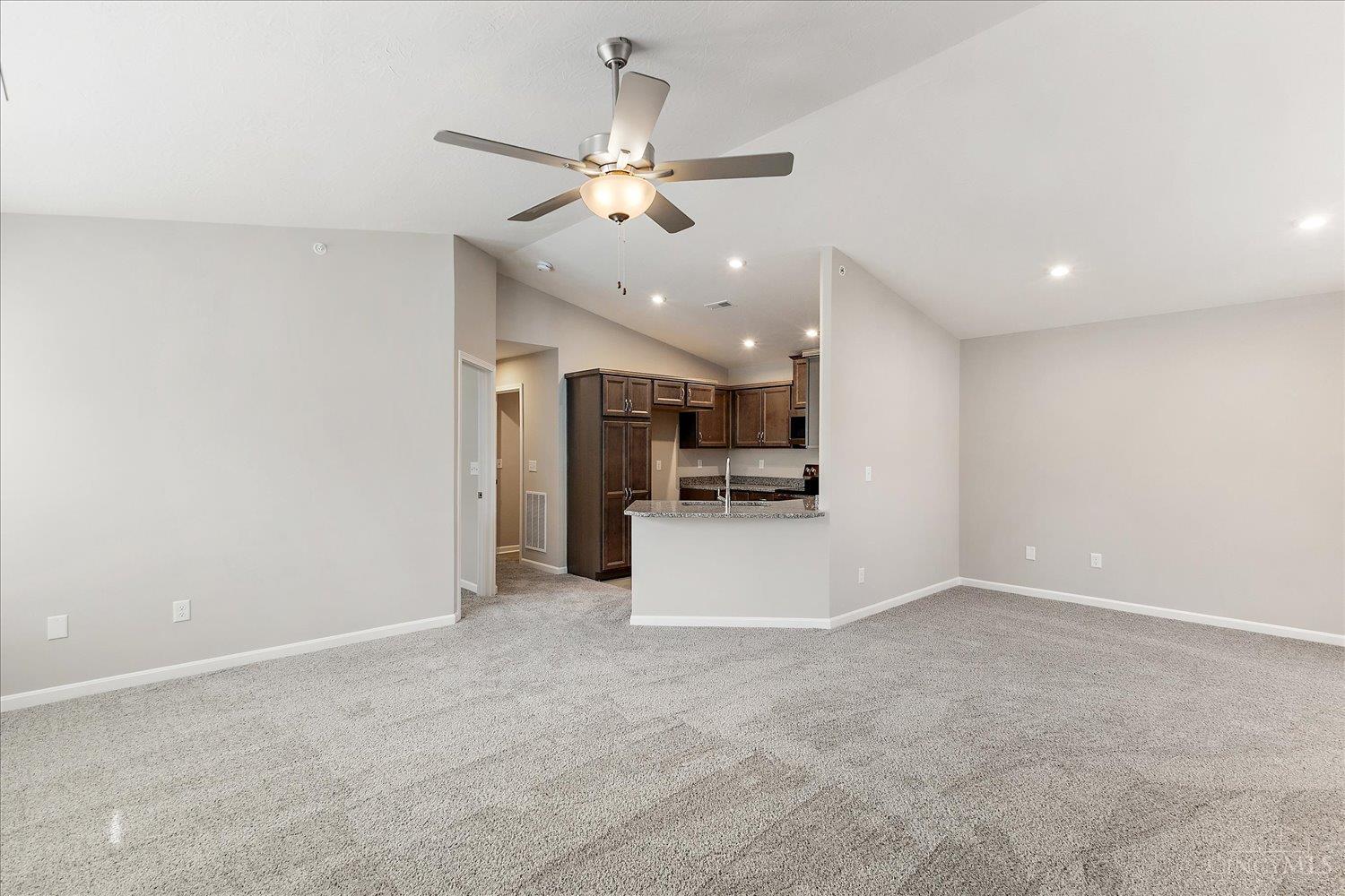 5883 Parkview Lane 90305