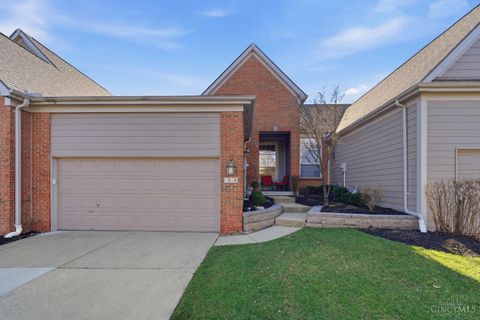 Photo of 7538 Blue Fox, West Chester, OH 45069 (MLS # 1871613)