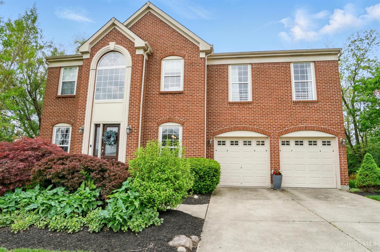 583 Laurelwood Drive, Cleves, Ohio image 2
