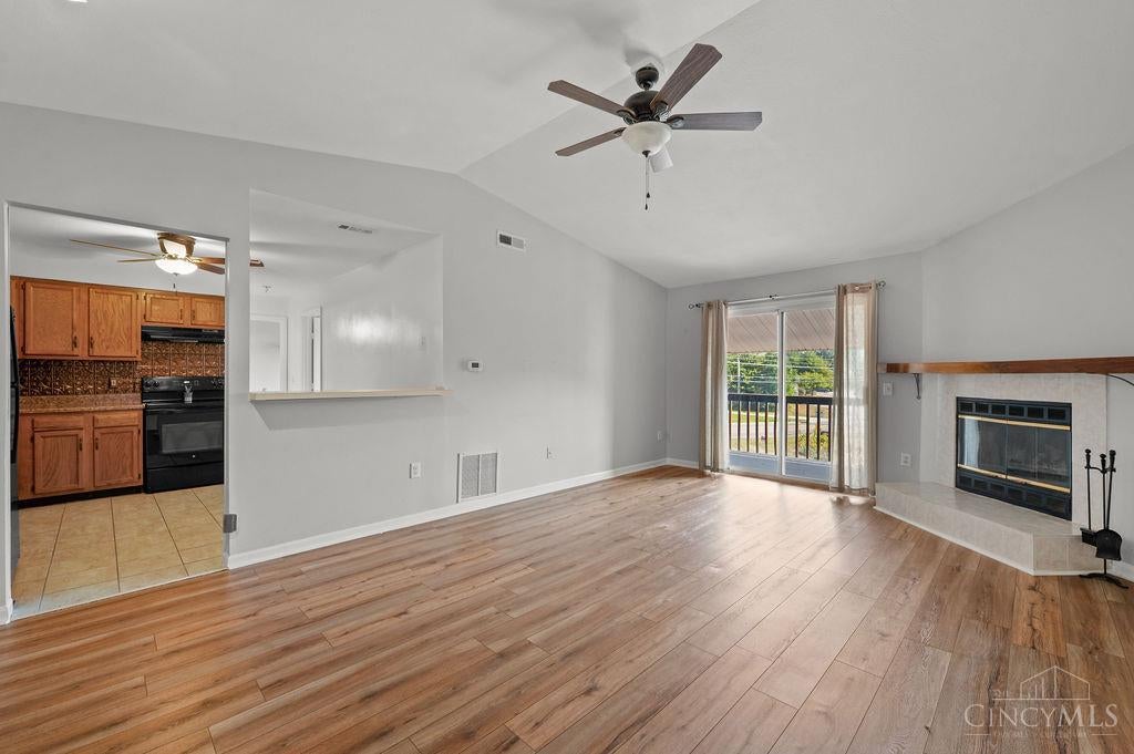 1111 Shayler Road 9
