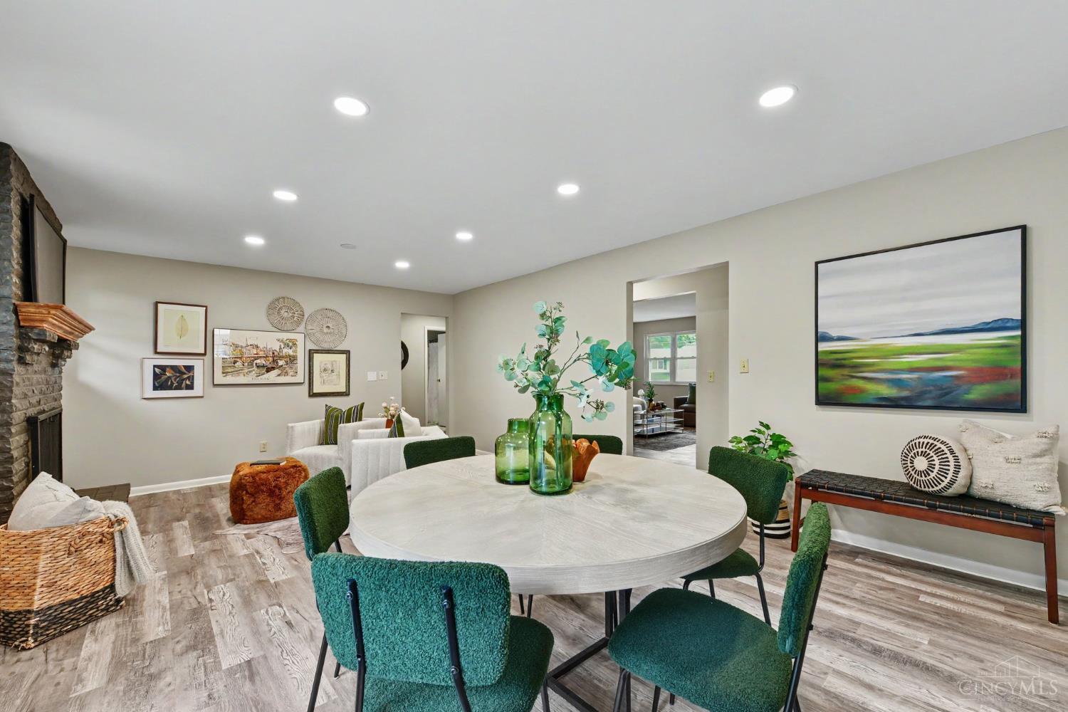 465 Debonhill Court