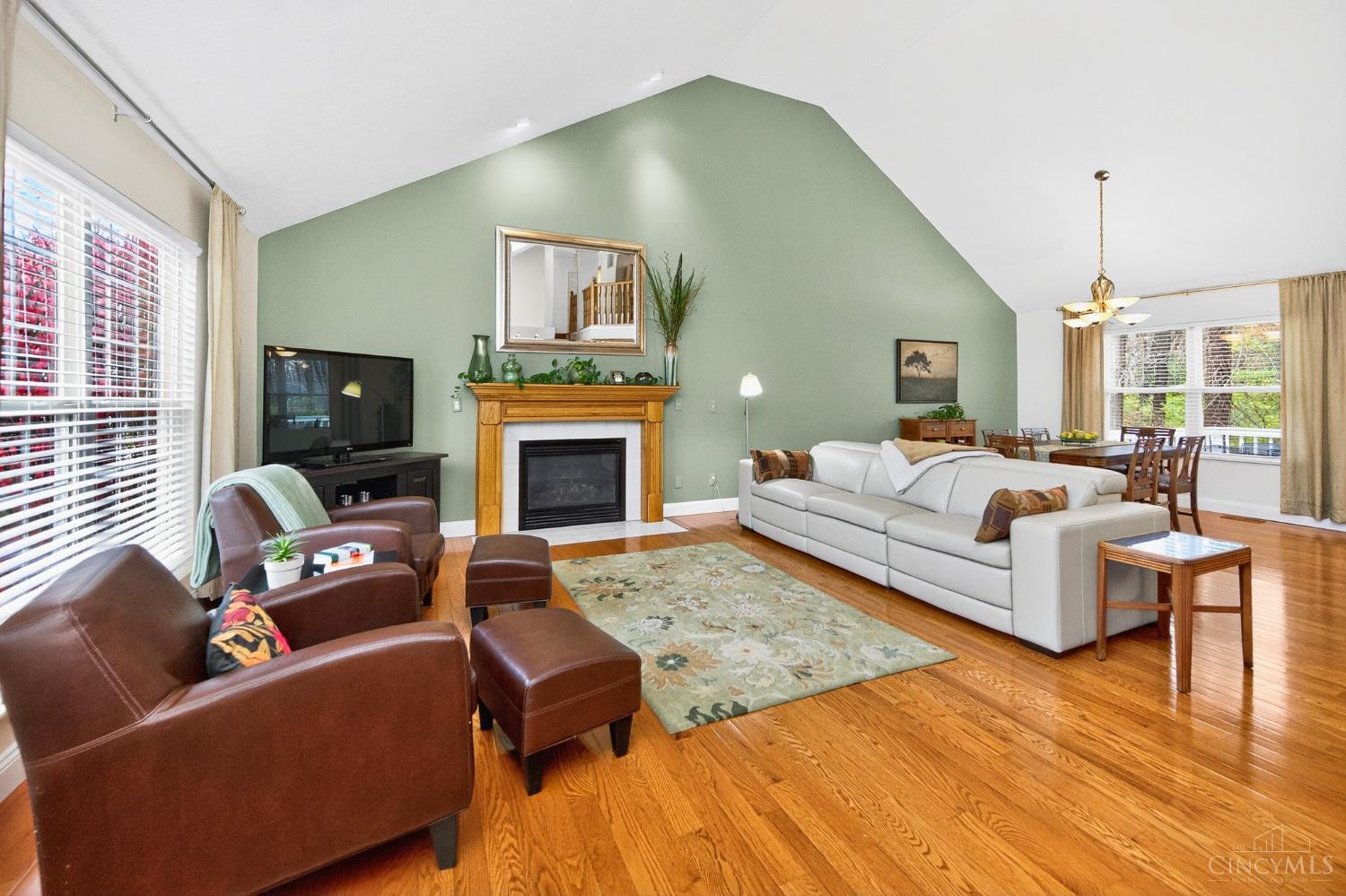 1202 Scottwood Drive