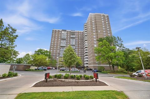 Photo of 2444 Madison Road #2002, Cincinnati, OH 45208 (MLS # 1877248)