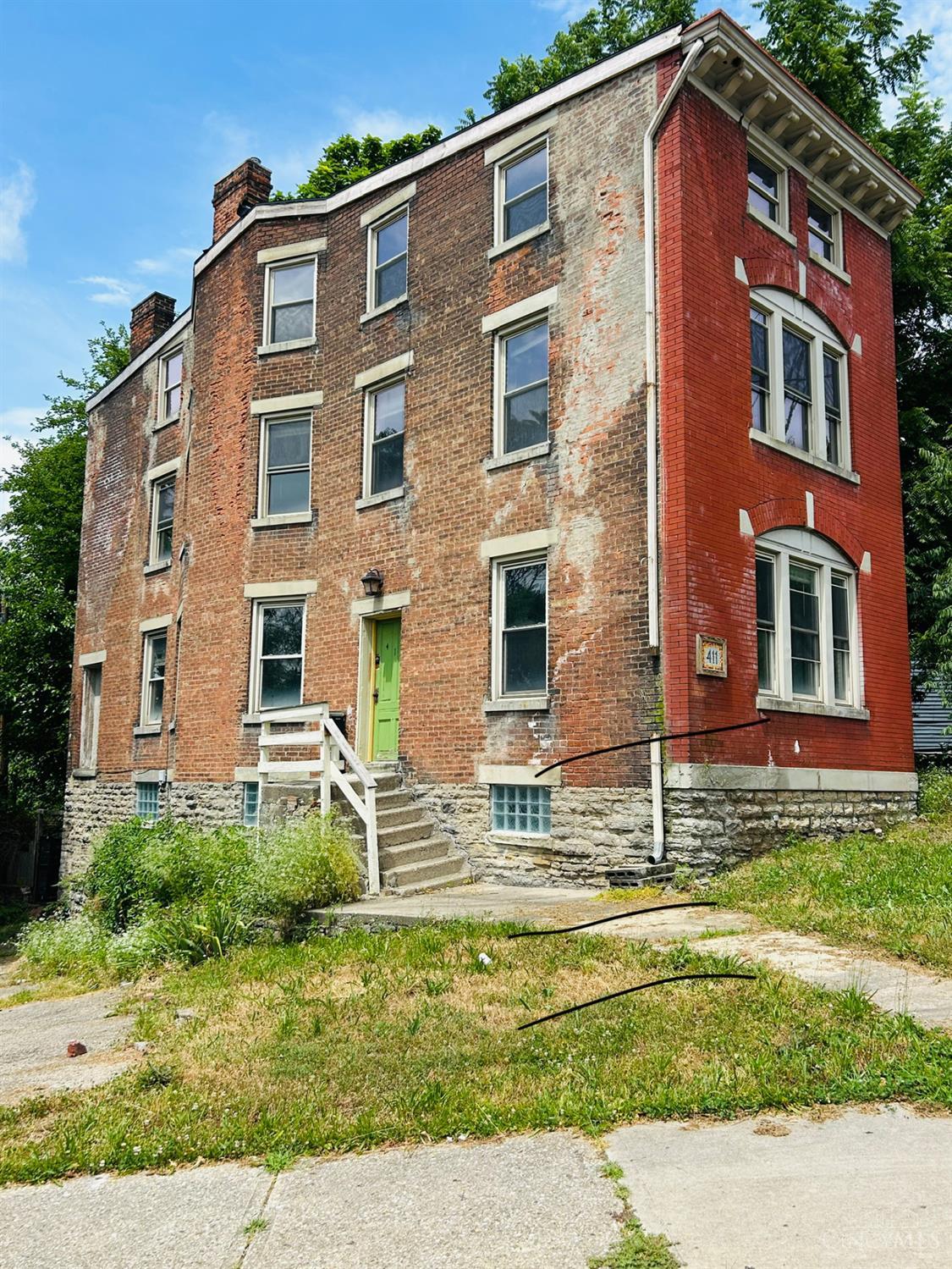 411 W Mcmicken Avenue