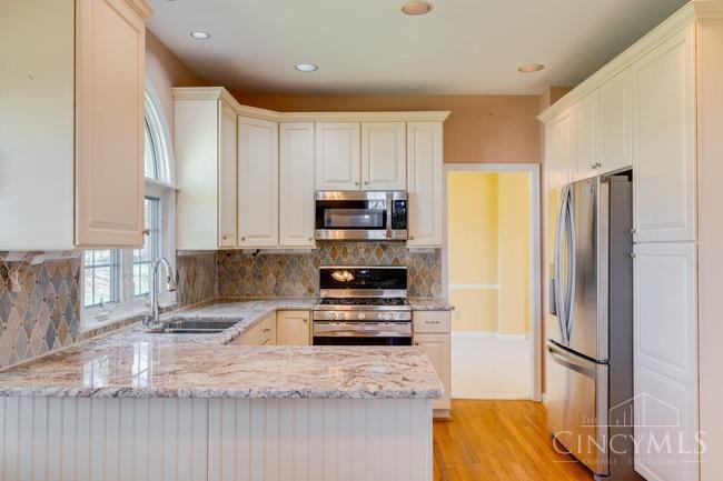 3766 Chimney Hill Drive, Blue Ash, Ohio image 15