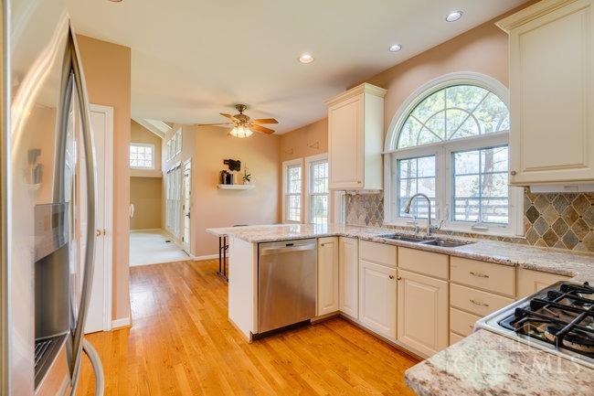 3766 Chimney Hill Drive, Blue Ash, Ohio image 14
