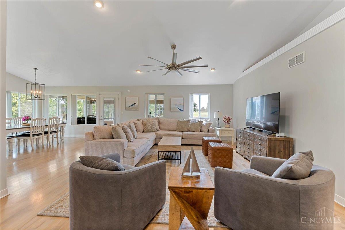 636 Waynoka Drive