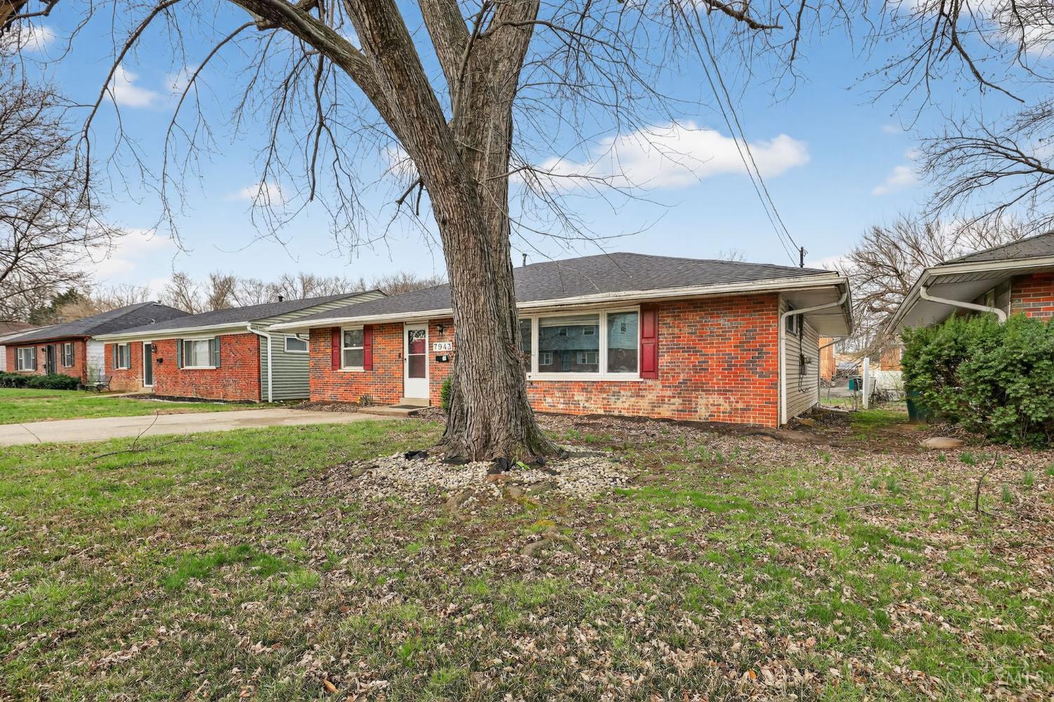 7943 Glenorchard Drive