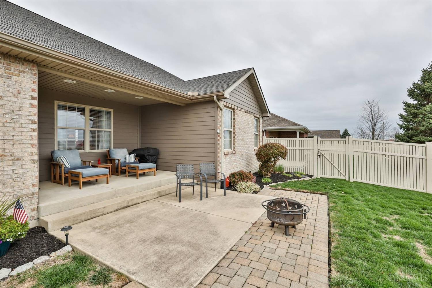 1254 Hermosa Drive, Troy, Ohio image 27