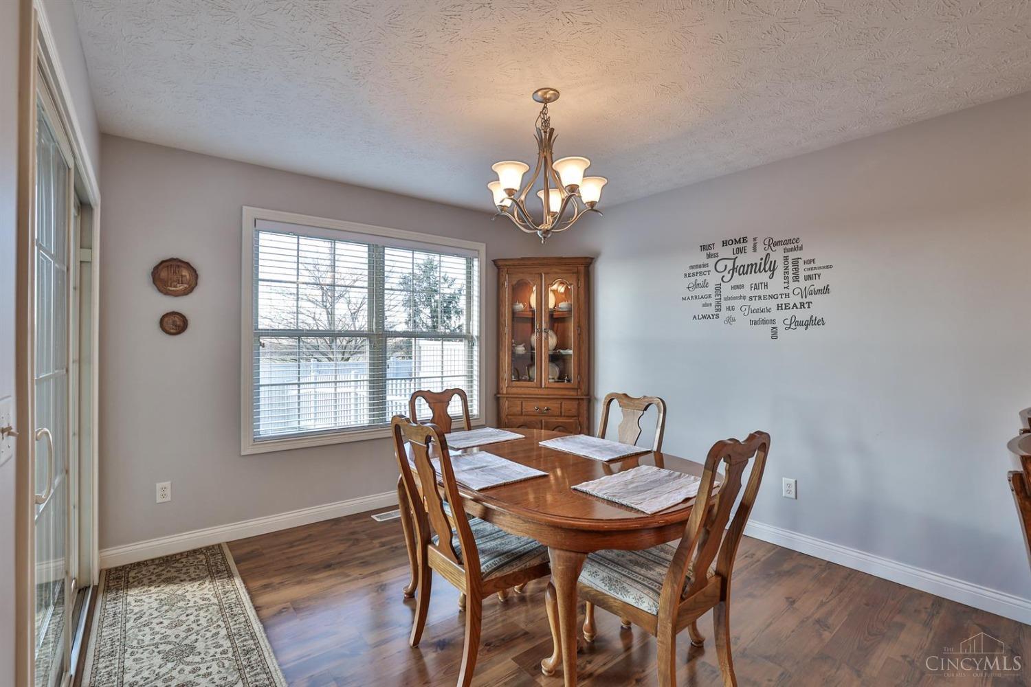 1254 Hermosa Drive, Troy, Ohio image 9