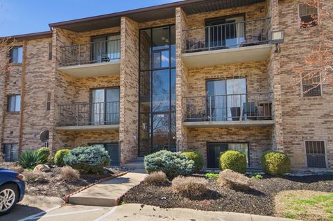 Photo of 7216 Creekview Drive #3, Colerain Township, OH 45247 (MLS # 1871609)